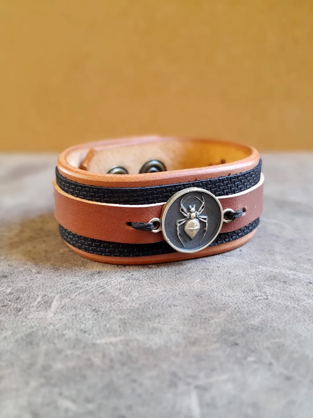 Spider Charm Bracelet, Men's Spider Cross Pendant, Argiope St. Andrews Cross Spider, Handmade Adjustable Full Grain Black/Brown Leather Cuff