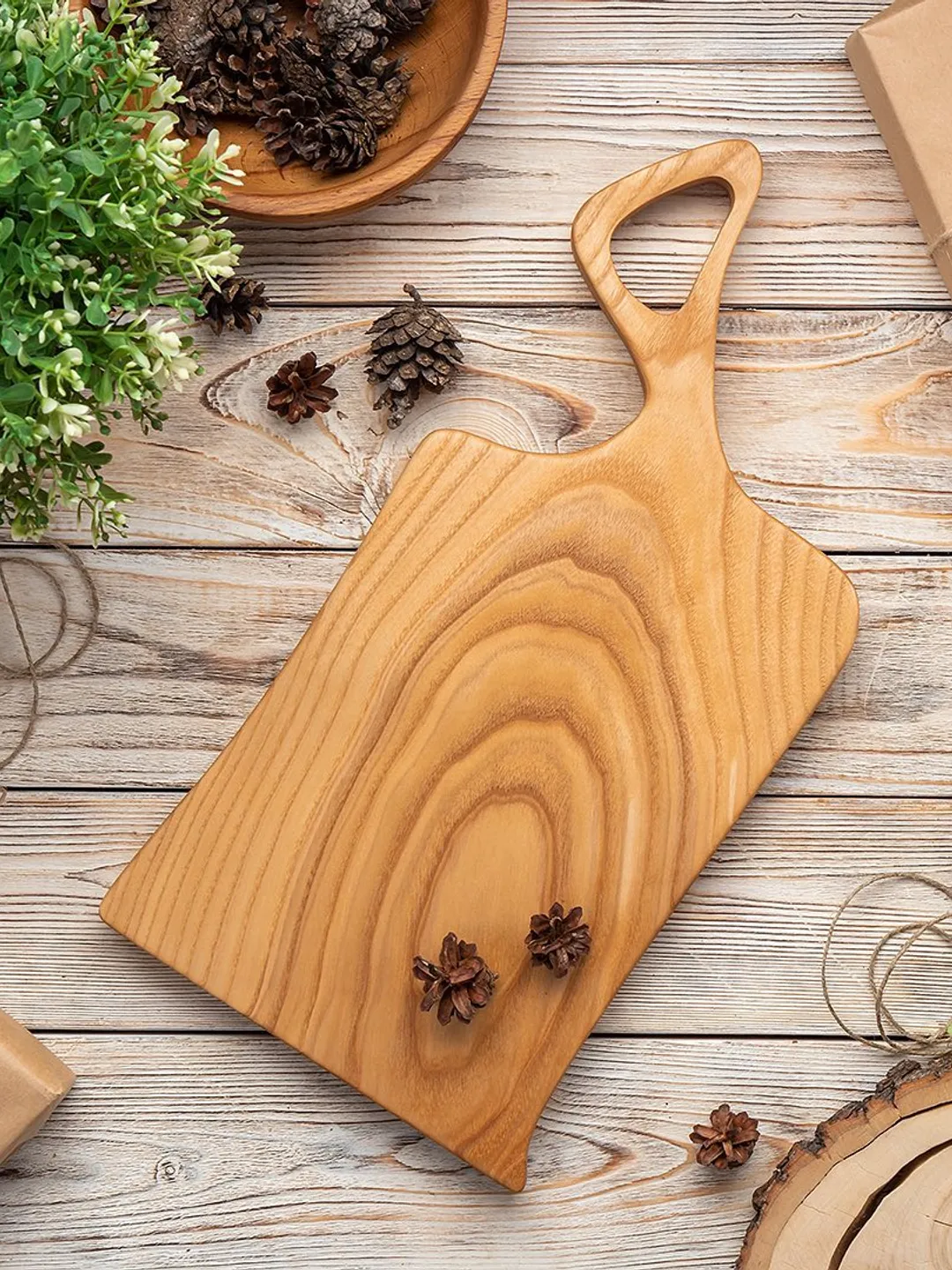 The cutting board "She"