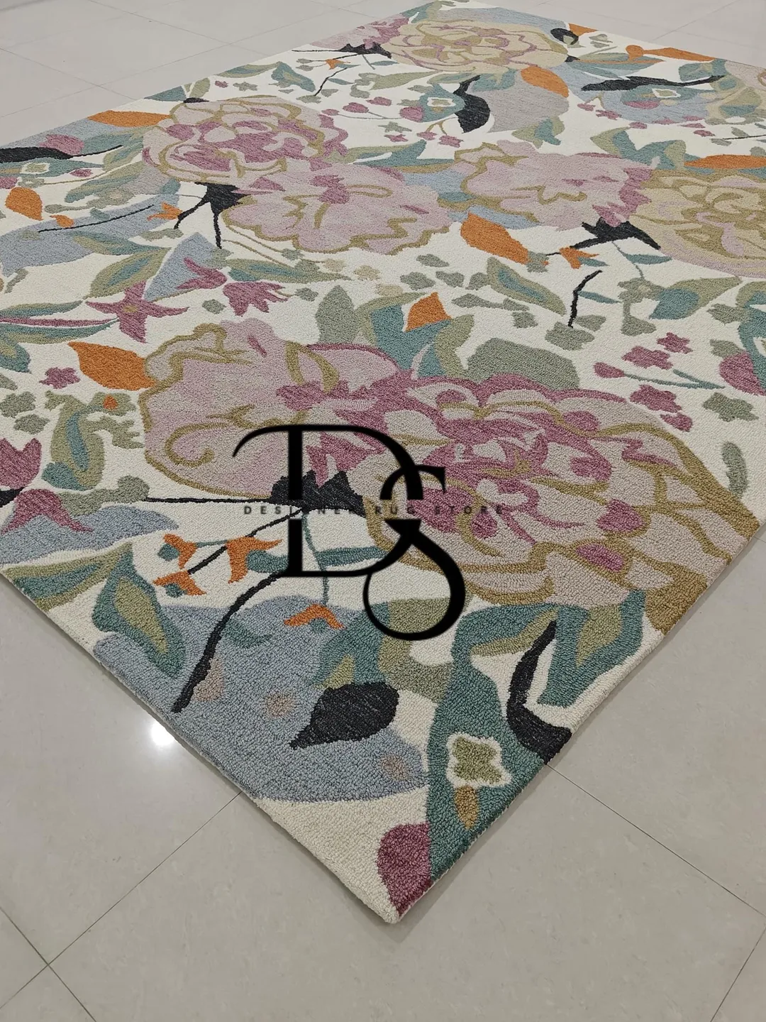 Hand-Tufted Wool Floral Rug: Colorful Modern Rug for Living Room