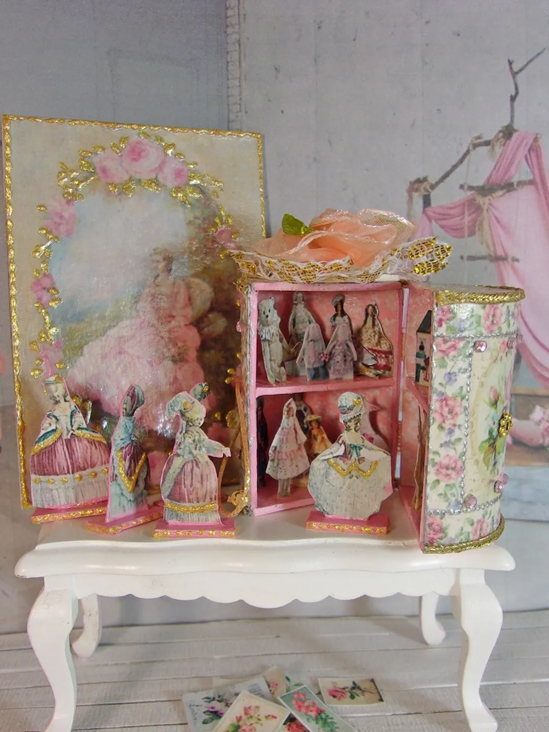 Paper theater. Puppet miniature. Scale 1:12. Dollhouse miniature.1:12 scale.