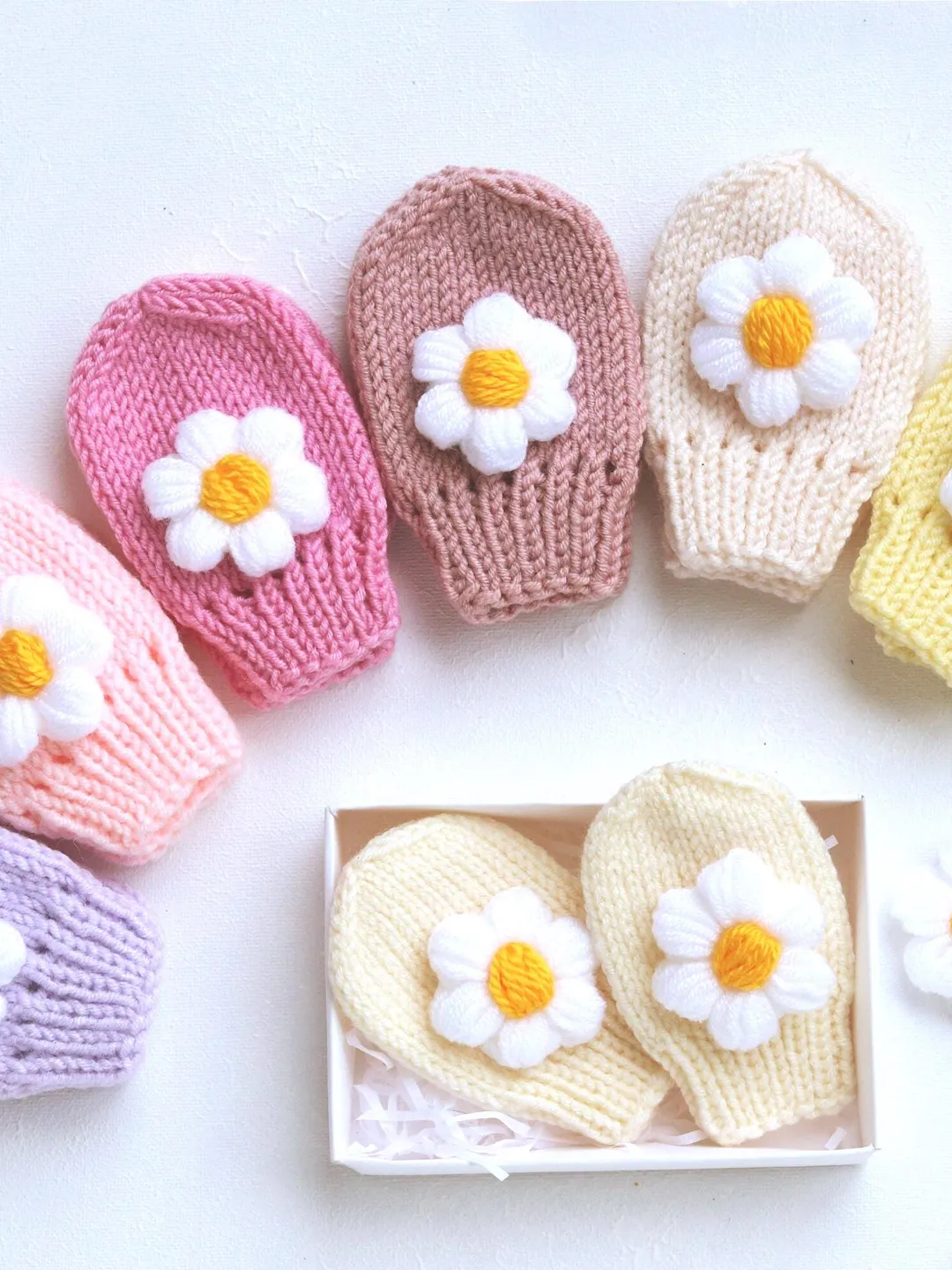 Baby Girl Mittens Hand-Knit Newborn/ Infant Thumbless Gloves