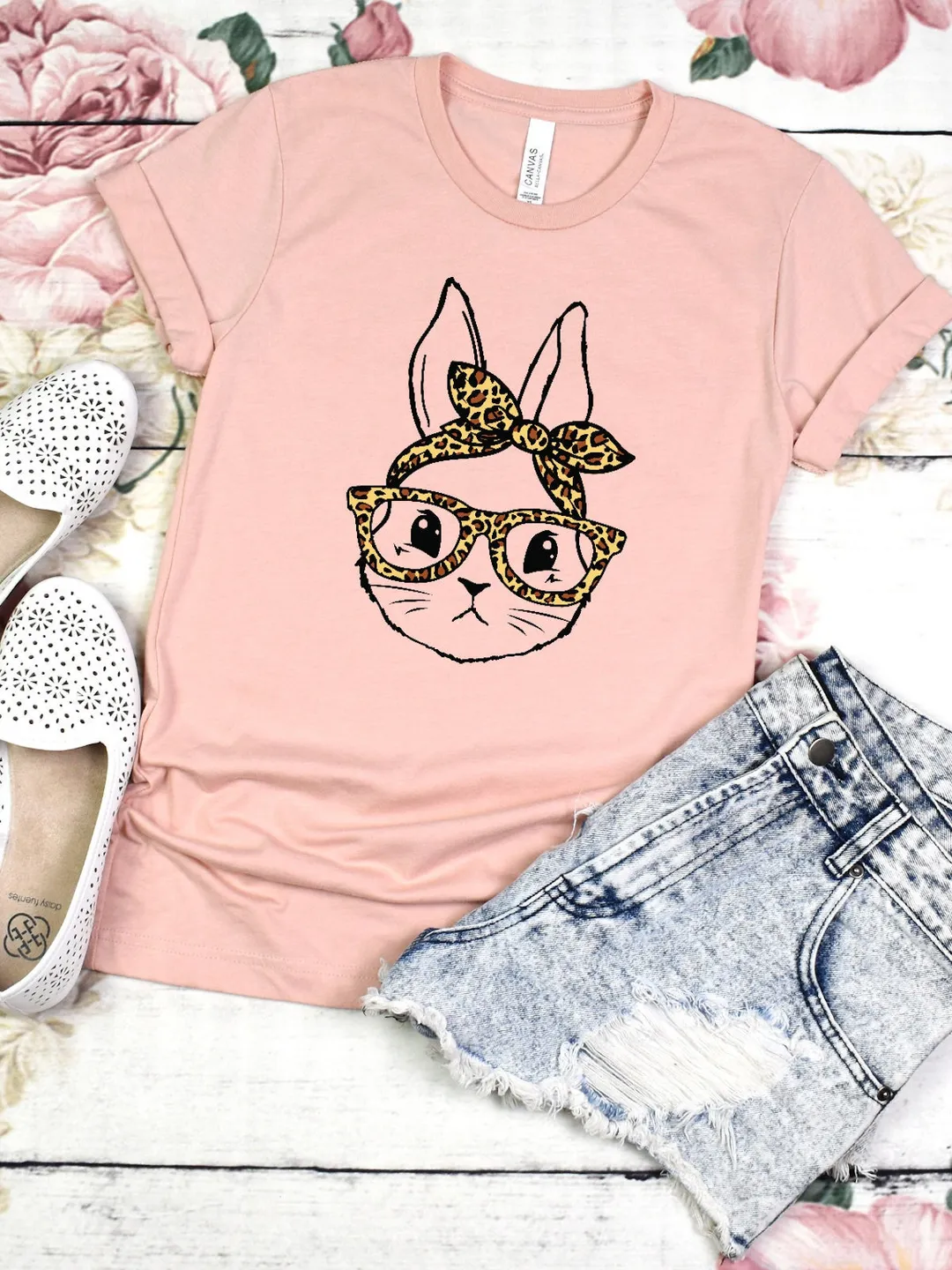 Easter Bunny Shirt: Fun Leopard Glasses Design (Unisex Cotton Blend)