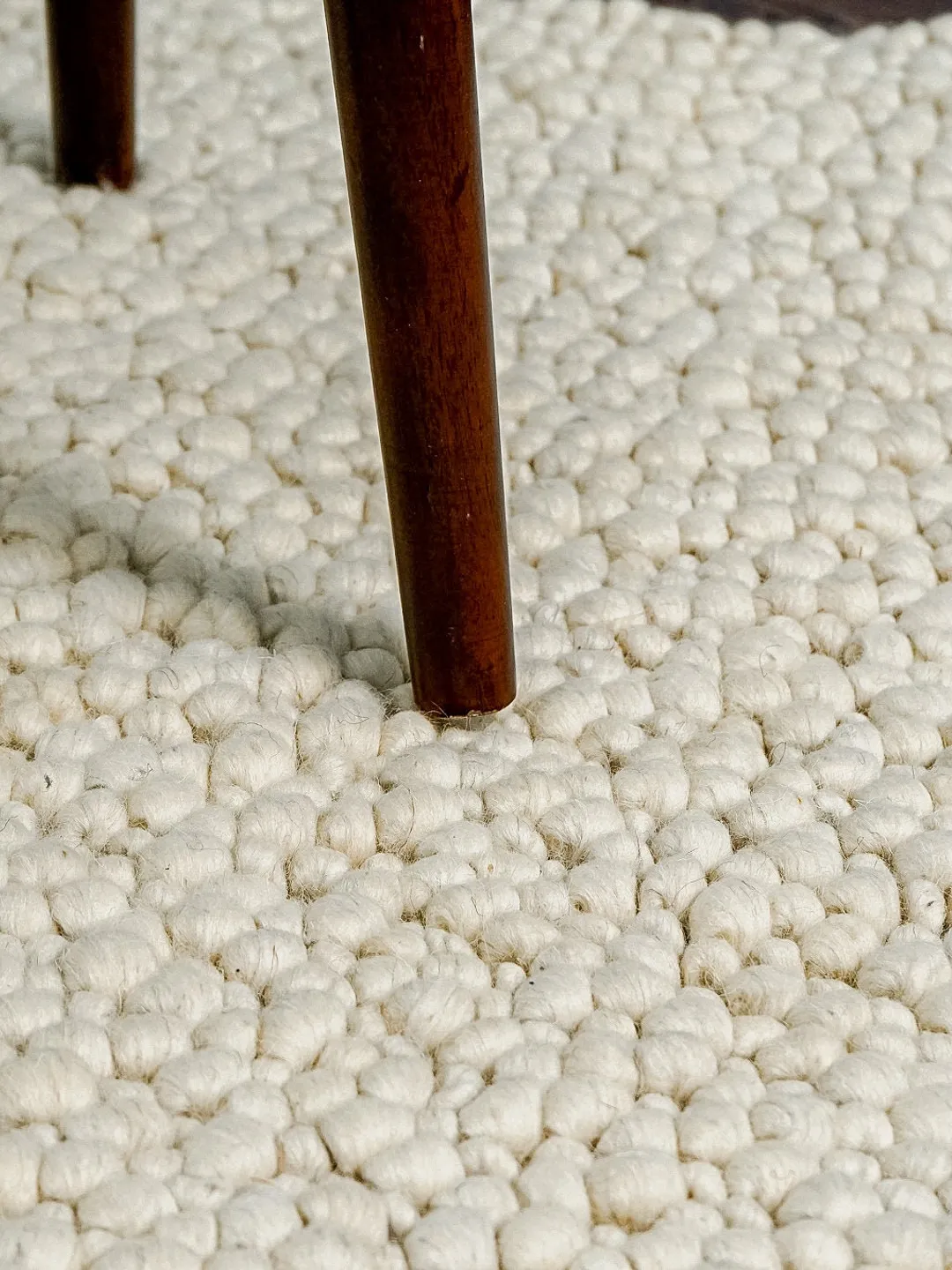 Very Chunky Rug Natural Ivory Chunky Pebble Wool Rug - Handwoven Scandinavian Modern ...