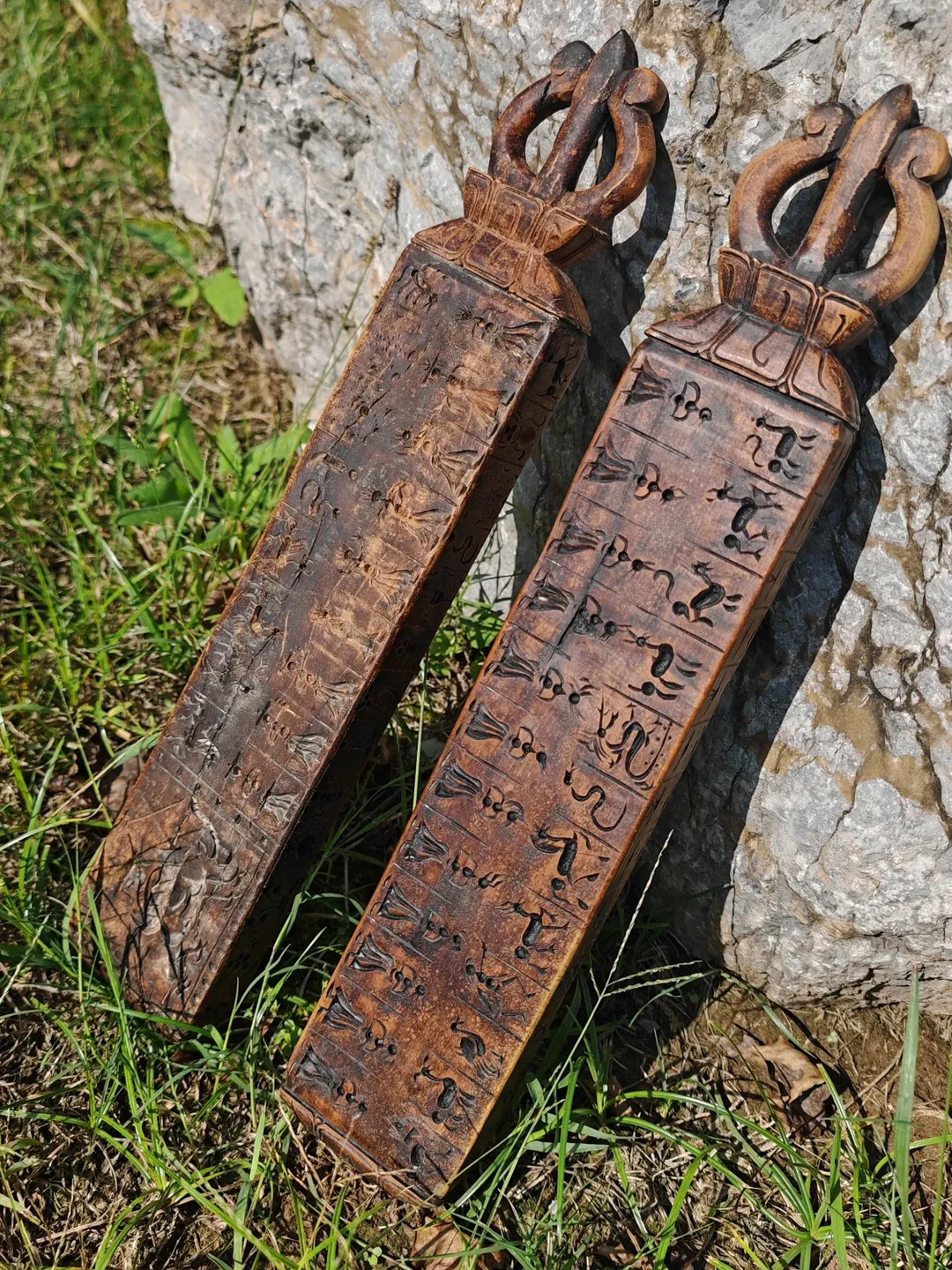 Gandhanra Antique Tibetan Buddhist Zanpar Wooden Mold Stick,Dharma Ritual Plate,Intricately Carved Esoteric Ritual Objects and protectors