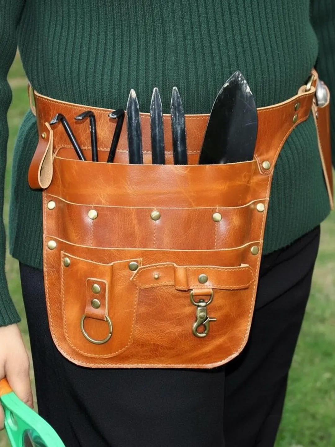 Personalized Leather Tool Belt Bag –Professional Gardening