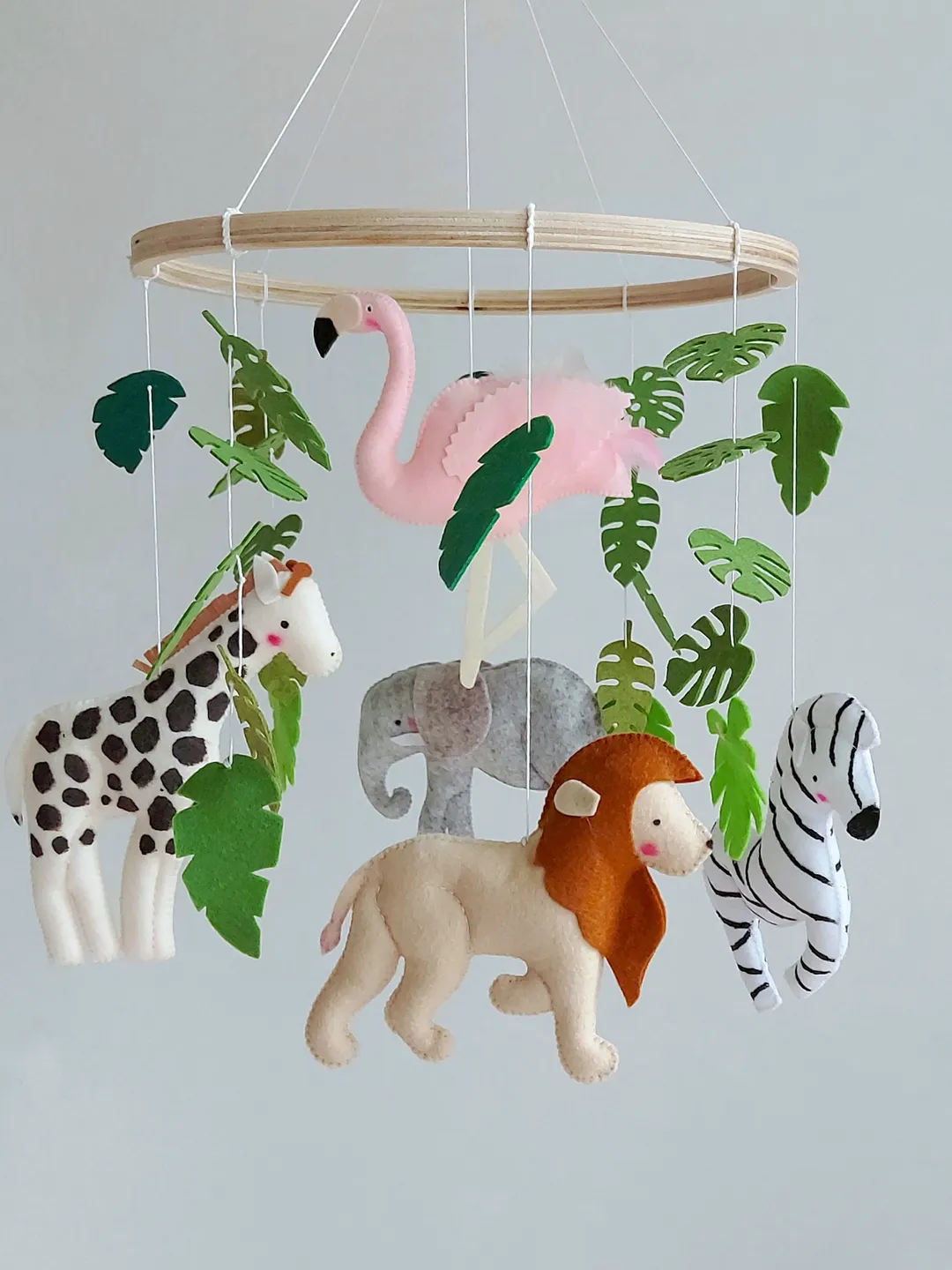 Baby Mobile safari animals ,Crib cot Mobile , New baby gift , Jungle modern Nursery decor