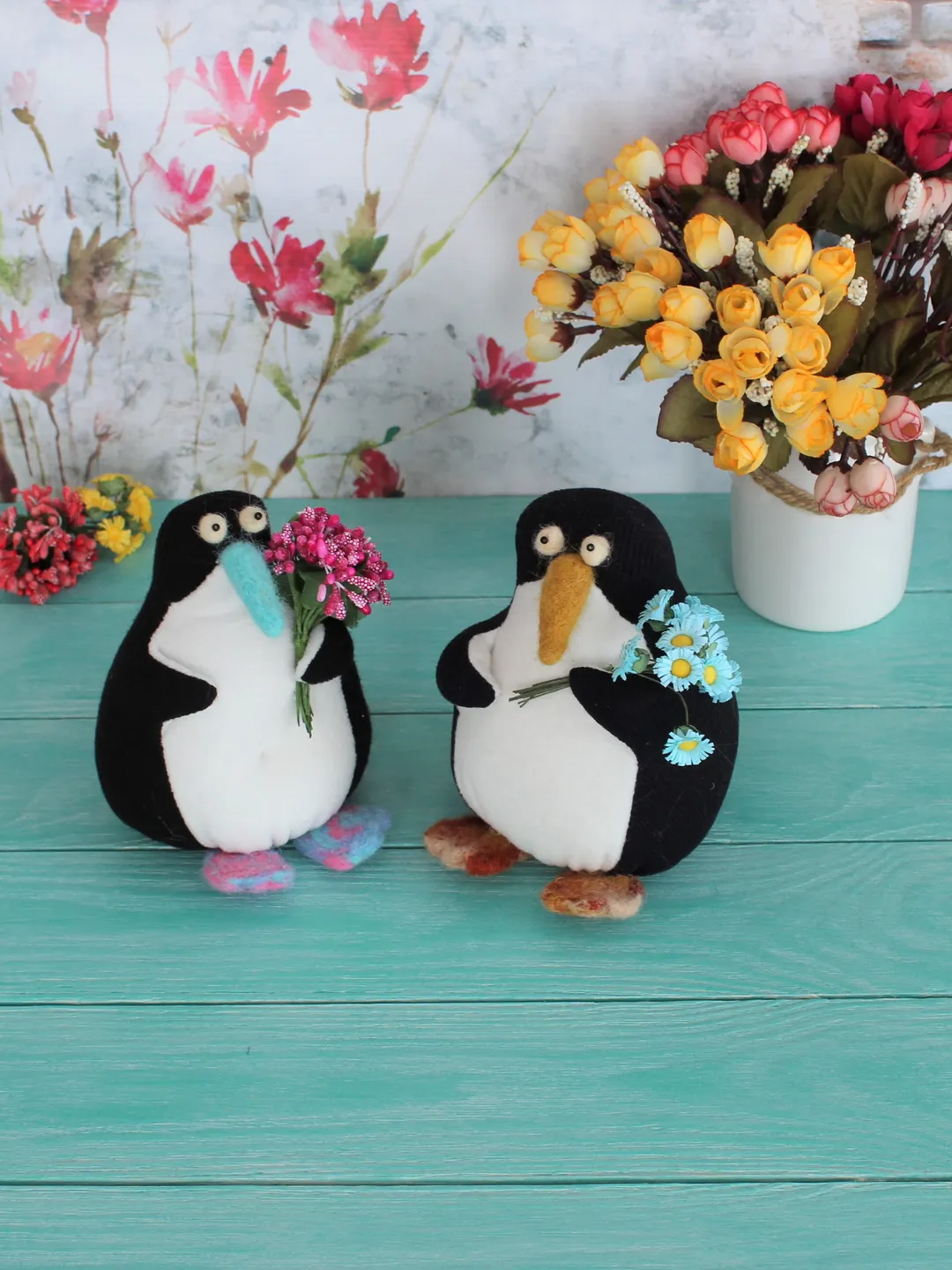 Stuffed animal pattern – Penguin Toy sewing pattern and video class - Christmas gift idea