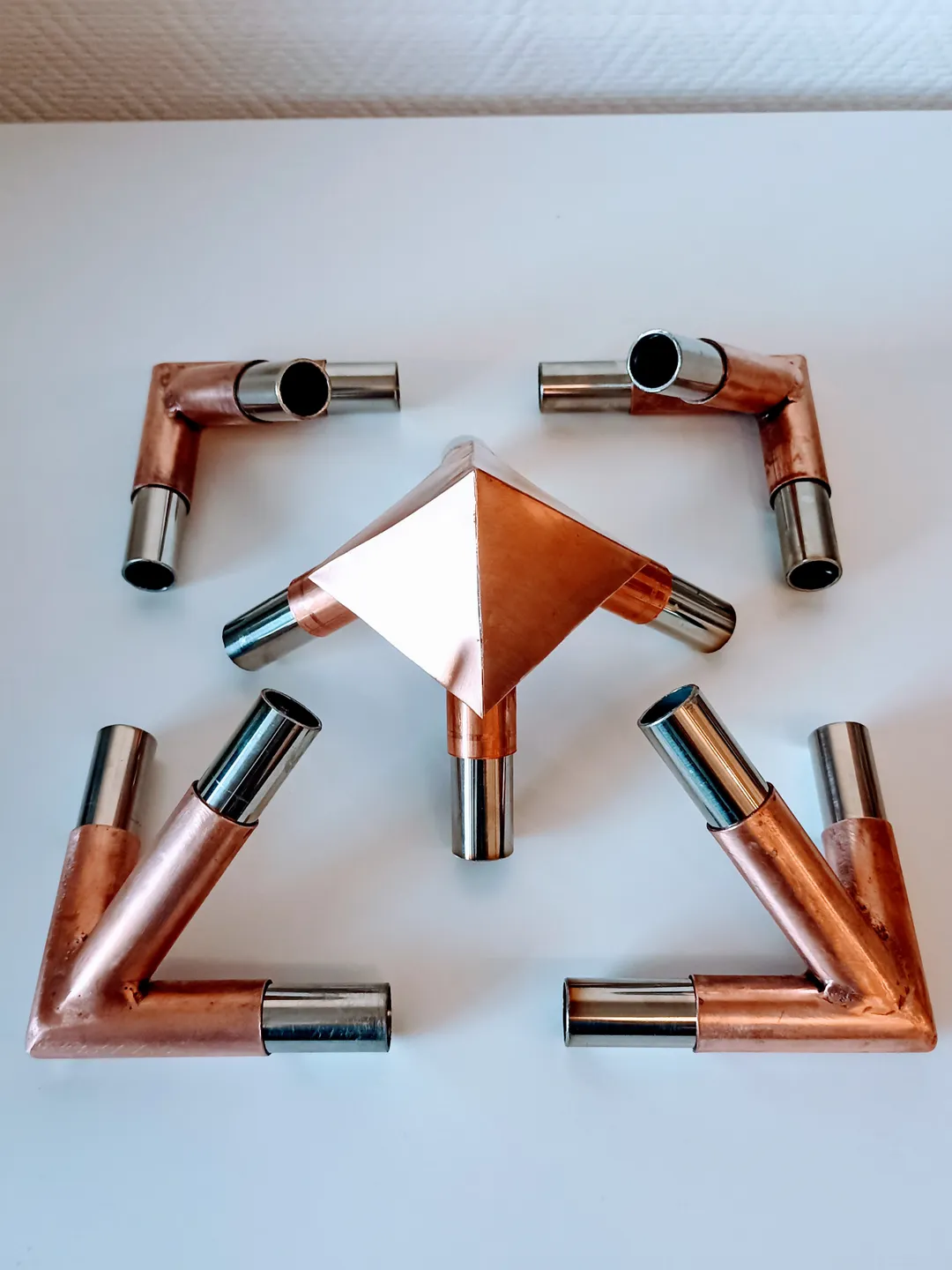 Set of copper connectors for the pyramid of healing and meditation. For pipes with an outer diameter of 7/8 inch