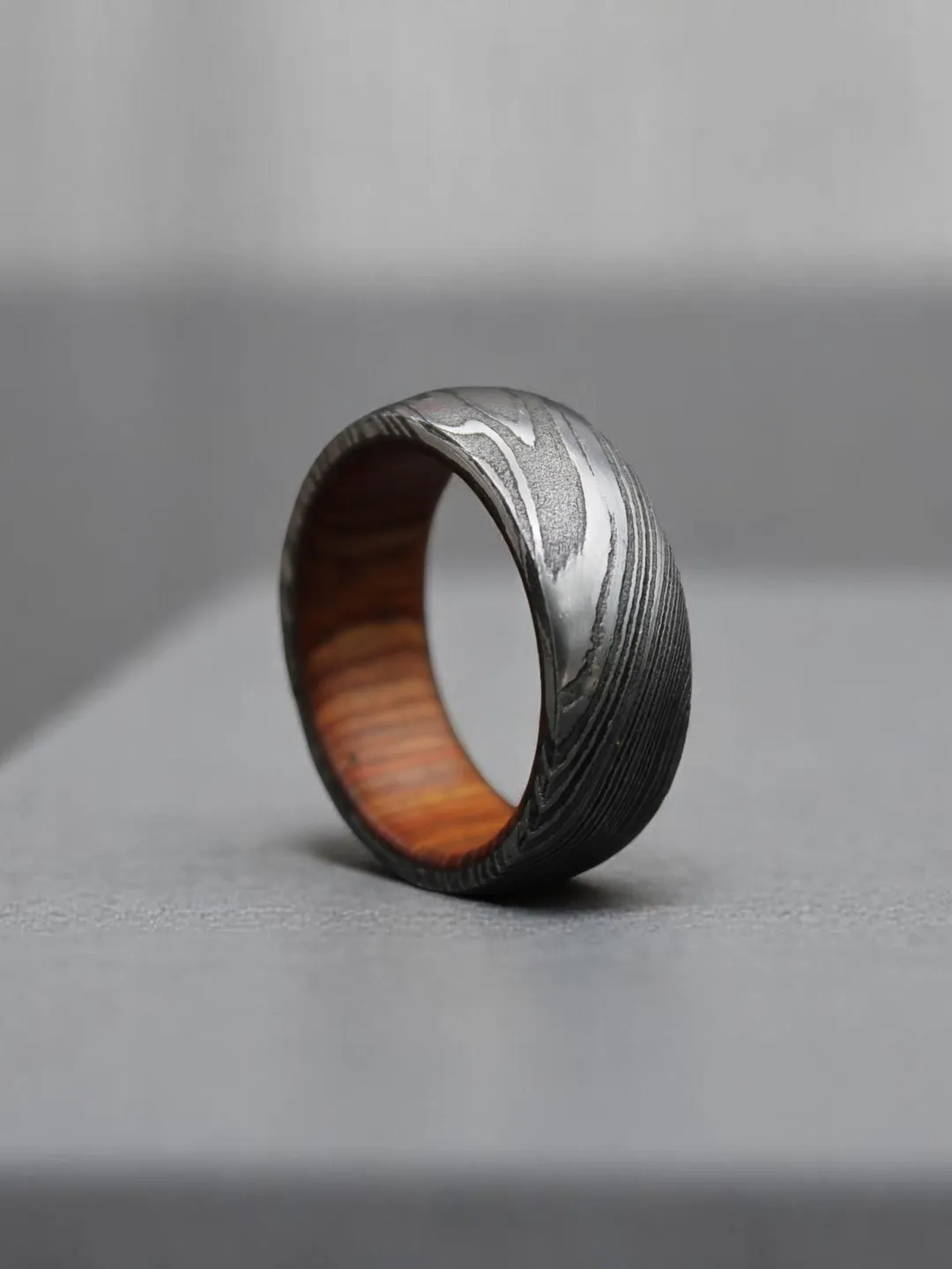 Handmade Damascus Steel & Whiskey Barrel Wood Ring, Minimalist wedding band