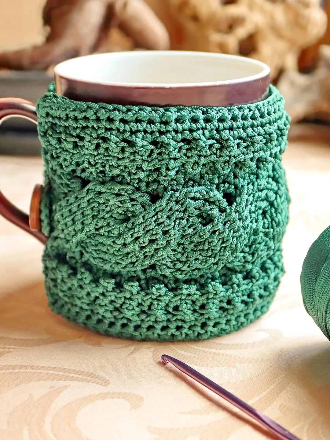 Celtic Cable Crochet Mug Cozy Pattern PDF, Dark Academia, Bookish Home Decor