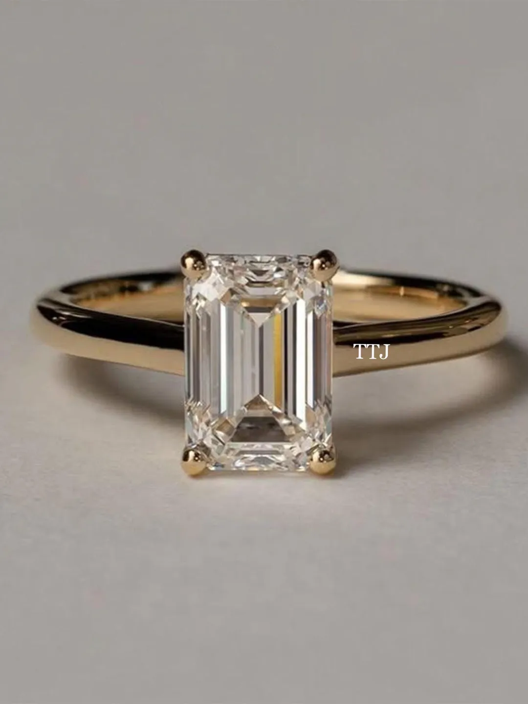 2 CT Emerald Moissanite Engagement Ring, 14K Gold Solitaire Wedding Ring, Anniversary Present For Wife, Handmade Jewelry, Birthday Gift