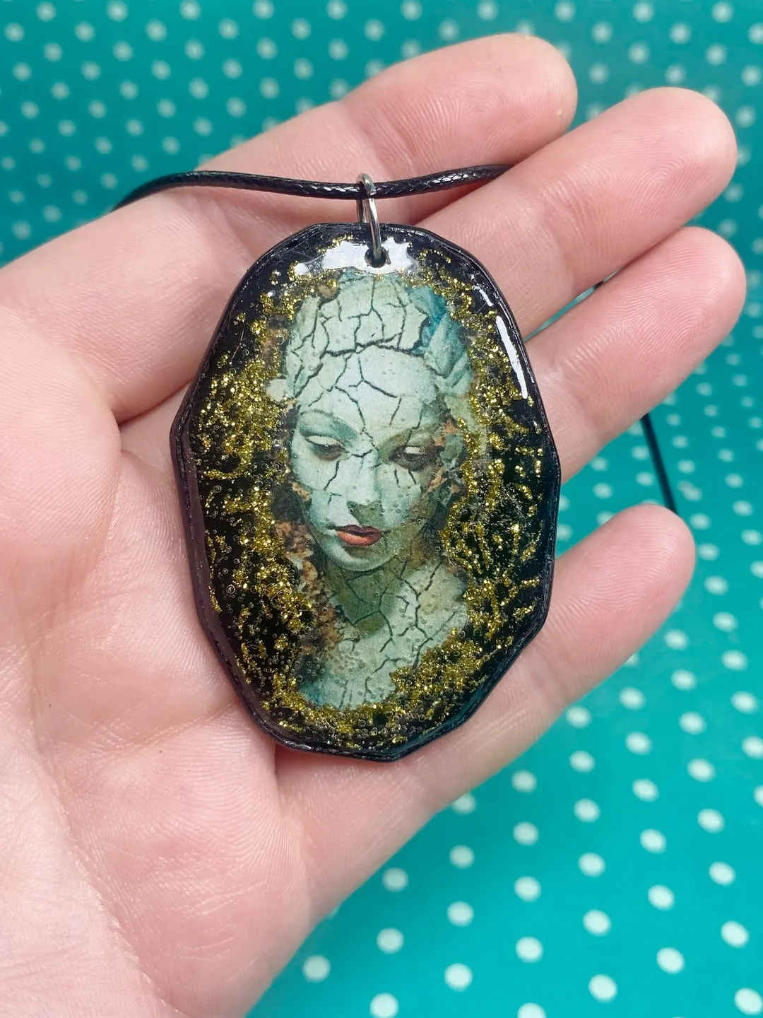 Handmade pendant. Original pendant. DIY jewelry.