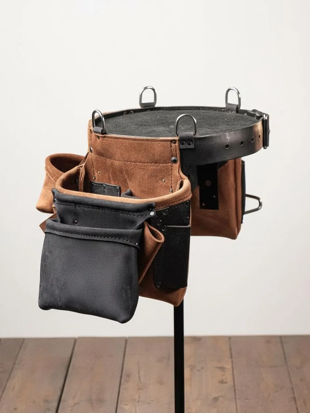 VEEKAY Leather Tool Belt – 2-Inch Brown Belt With 12 Pockets, Oil-Tanned, Fits Waist 32 To 46 Inch – Built For Carpenters, Framers & Construction Pros