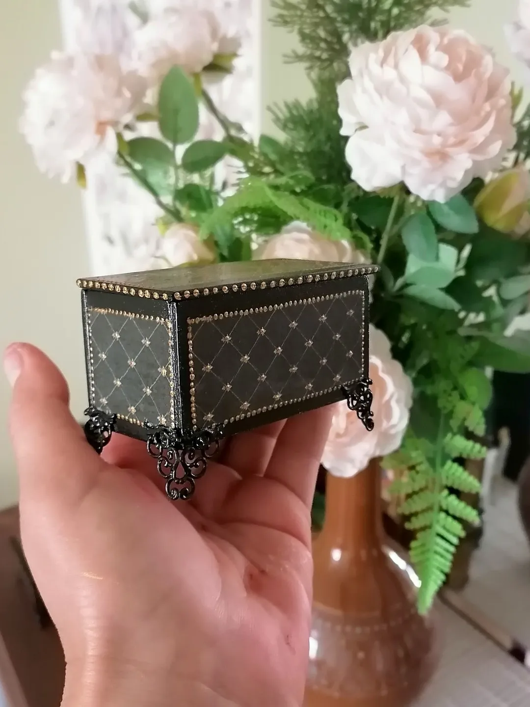 Dollhouse chest. 1:12. Furniture for dolls. Dollhouse miniature.