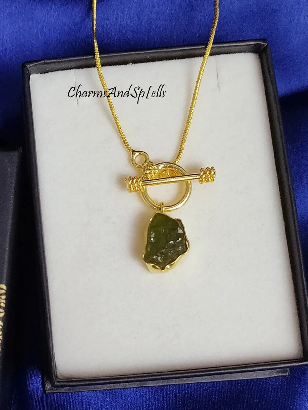 Raw Green Peridot Necklace, Rough Gemstone Pendant, Healing Crystal, Dainty Jewelry, Gift for Women