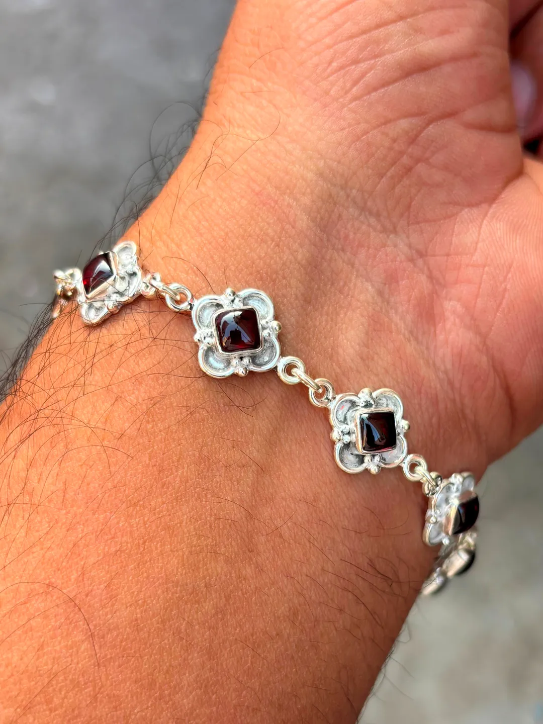 Natural Red Garnet 925 Sterling Silver Clover Link Bracelet - 18.5 CM