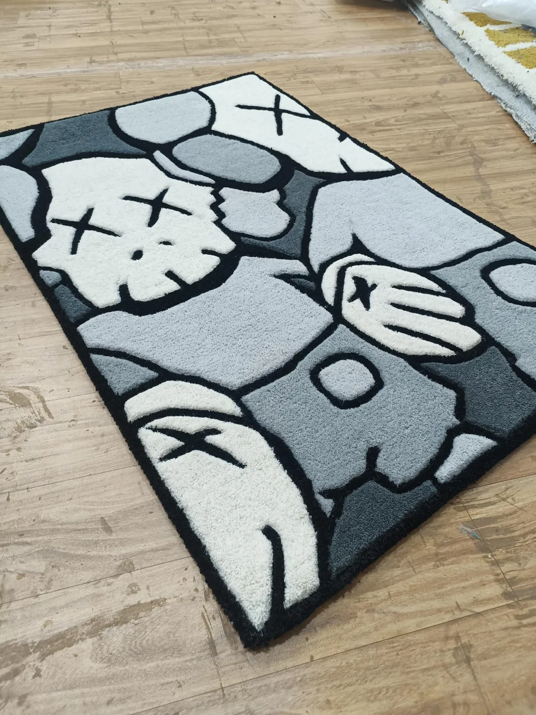 Kaws rug, handcrafted wool rug, case rug, Kaws carpet, handmade carpet, rug for living room, hallway, cartoon carpet, Kaws, 2x3, 3x5, 4x6.