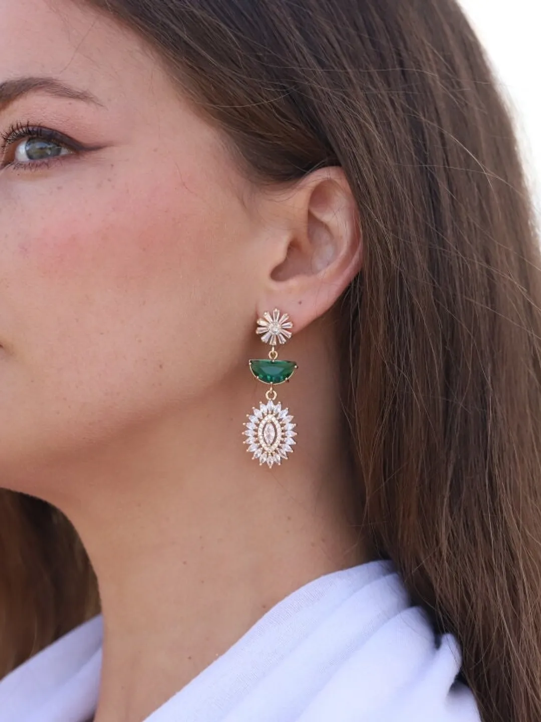 Flower Art Deco Bridal Earrings, Emerald Green Gatsby Wedding Earrings, Swarovski Diamond Boho Bridal Earrings, Vintage Statement Jewelry