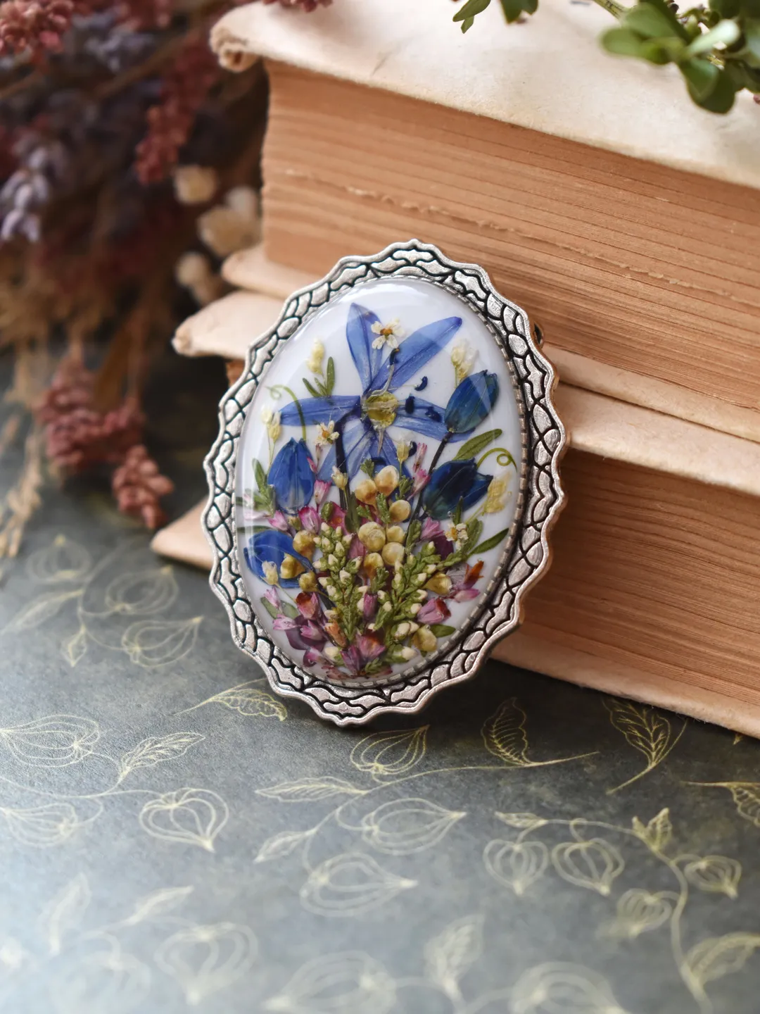 Real Flower Brooch. Brooch with wildflowers in resin. Summer Brooch.