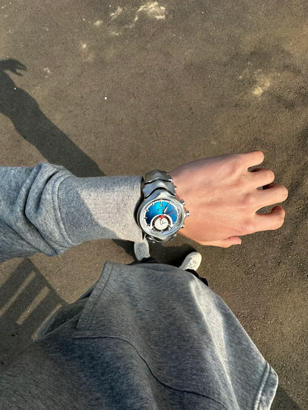 JADGE Oakley Y2K retro watch - blue dial, Y2K era