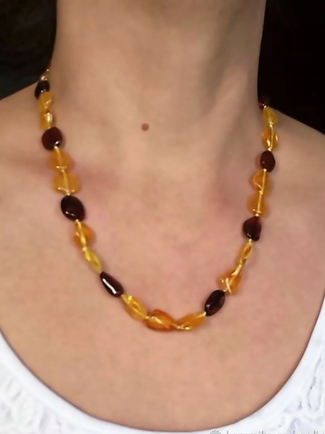 Amber Necklace Jewelry for Women and Men Baltic Natural Healing and Calming Stone Beads Necklace Yellow and Brown 50 cm 19.7 inches