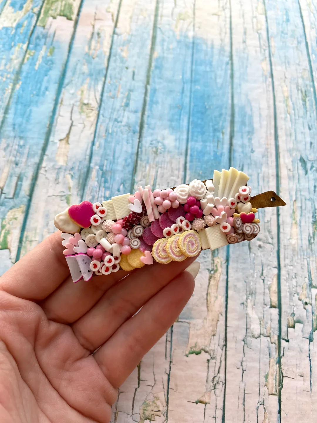 Magnet Miniature Valentine Charcuterie Board with Polymer clay Souvenir