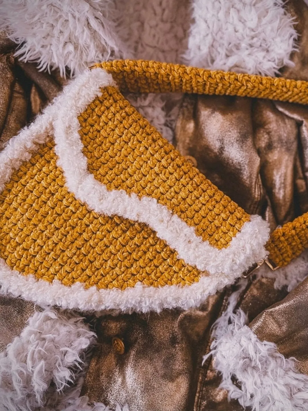 Mustard purse with fur, crochet bag, handmade luxury handbag, clutch, shoulder bag, saddle bag, velvet cord