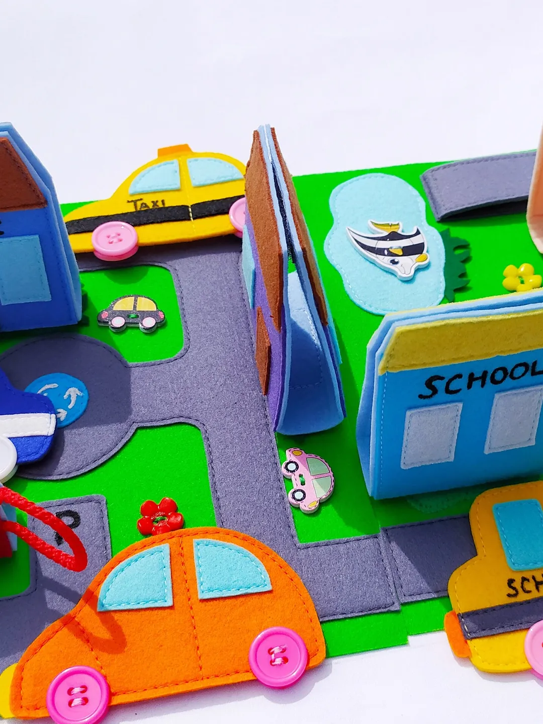 Felt road  Quiet book Pattern pdf , Felt book pattern pdf, Soft sensory book template, Busy book sewing ideas for toddler 2, 3, 4 year old