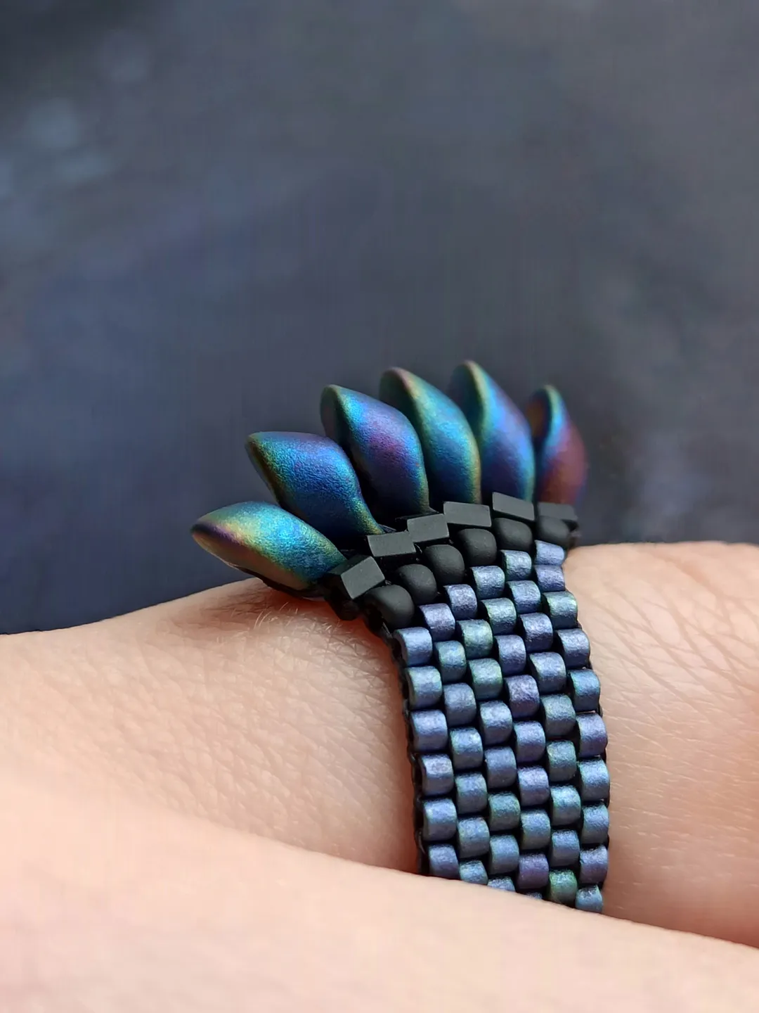 PDF tutorial - Beaded Dragon scales ring