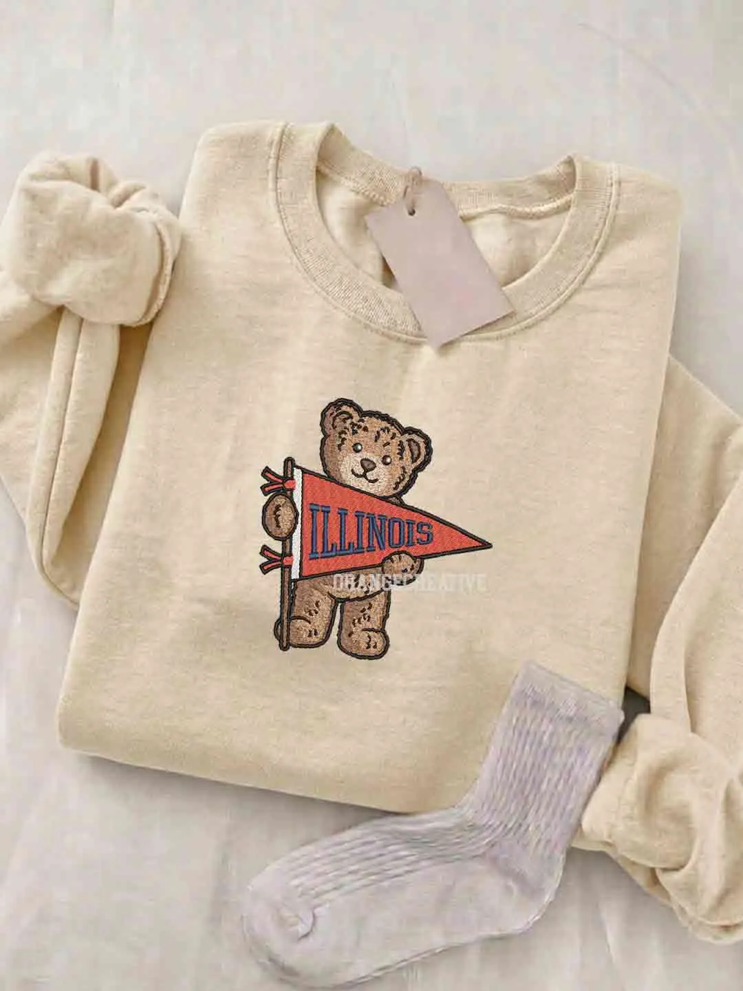 Illinois Fighting Illini Embroidered Sweatshirt, College Embroidered Crewneck, NCAA Illinois Team Embroidered Shirt, Teddy Bear Sweatshirt, Gift for Collegue