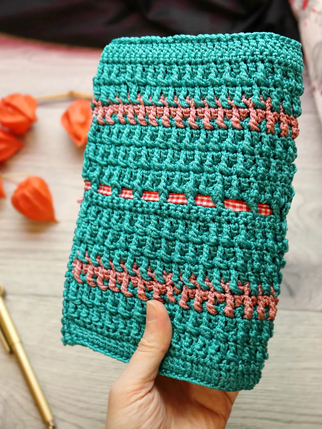 Crochet Book Cover Pattern, Ribbon Tie, Textured Stitch (PDF Pattern)