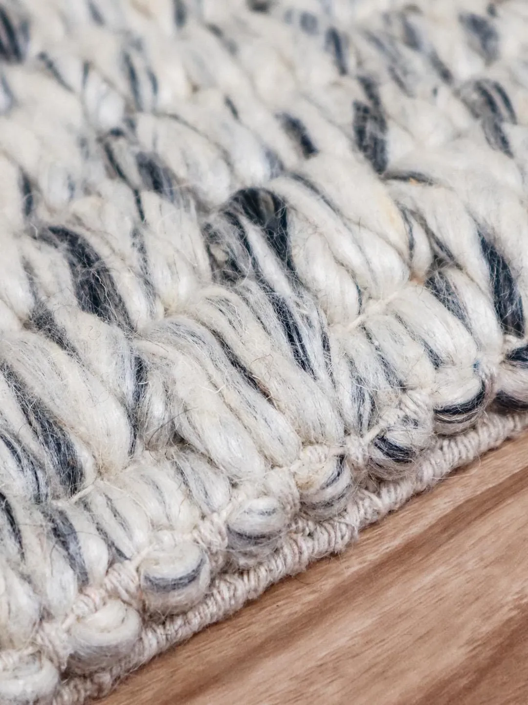 Handwoven Chunky Ribbed loop Ivory Grey Textured wool rug - Modern ...