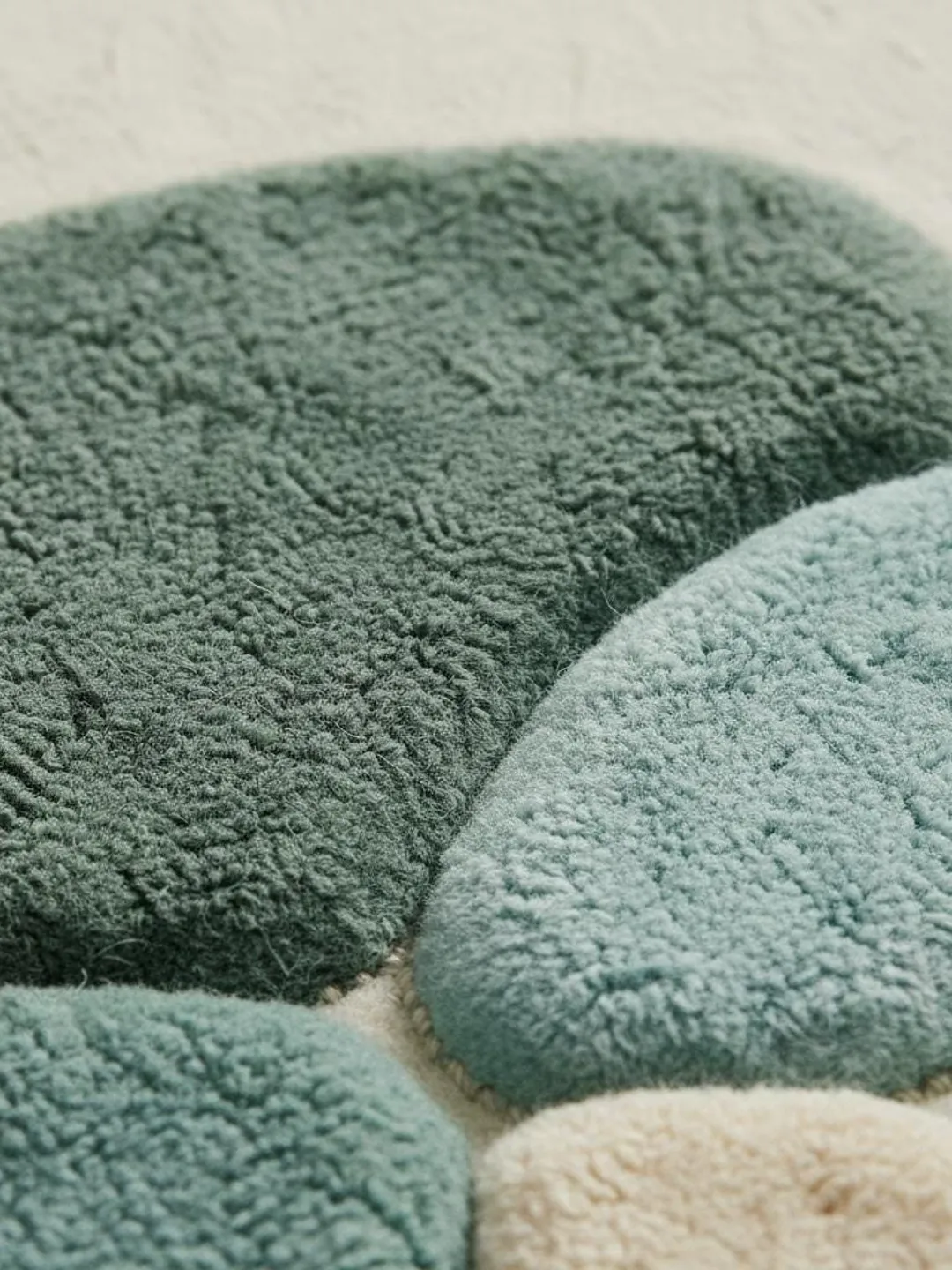 Moss Green Abstract Area Rug, Hand Tufted Organic Pebble Rug, Plush ...