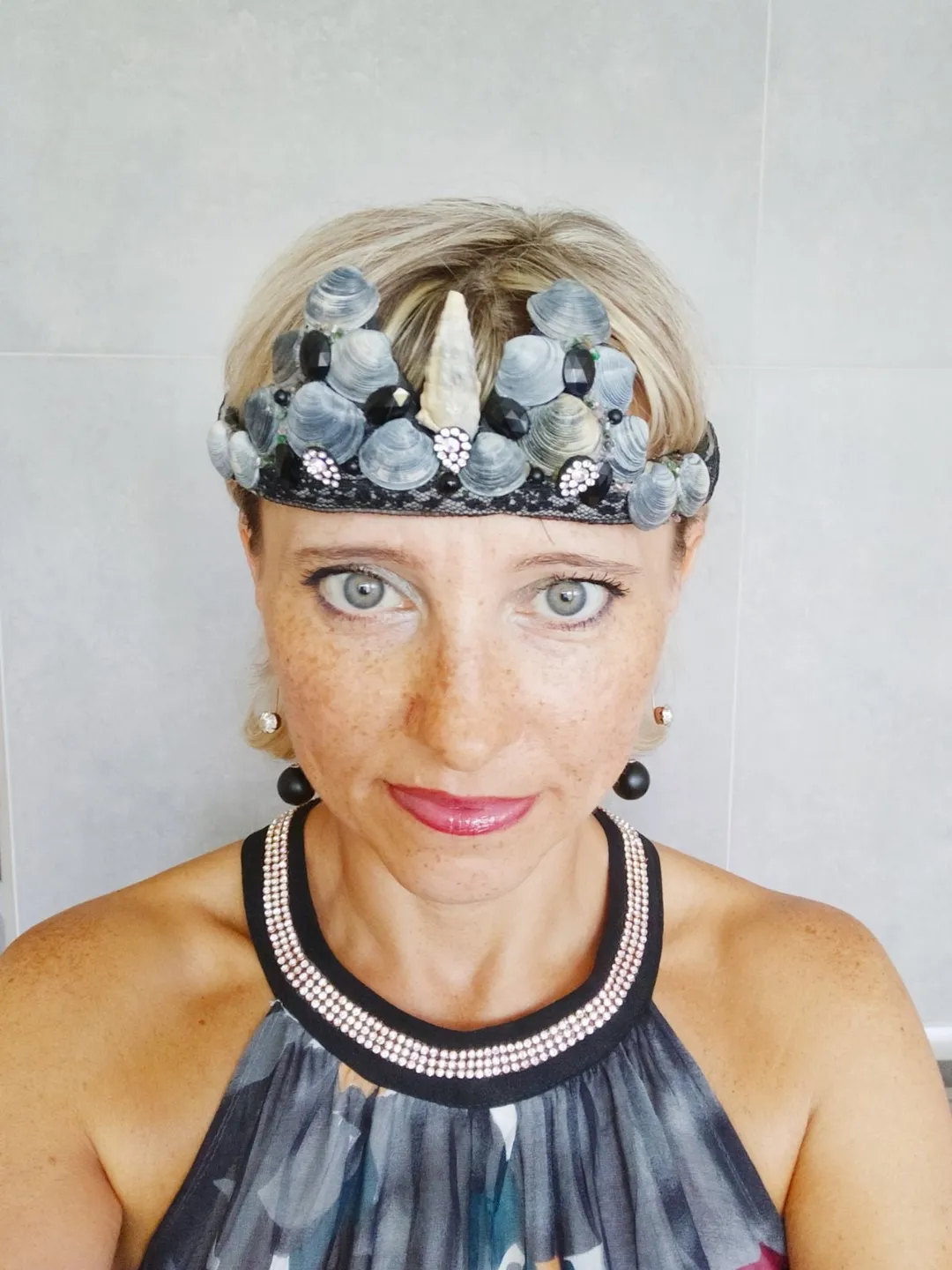 Shell Crown Tiara Sea Mermaid Decoration for Theme Party Holiday Seashore,circus show, ballet, theater accessory,mermaid party decorations