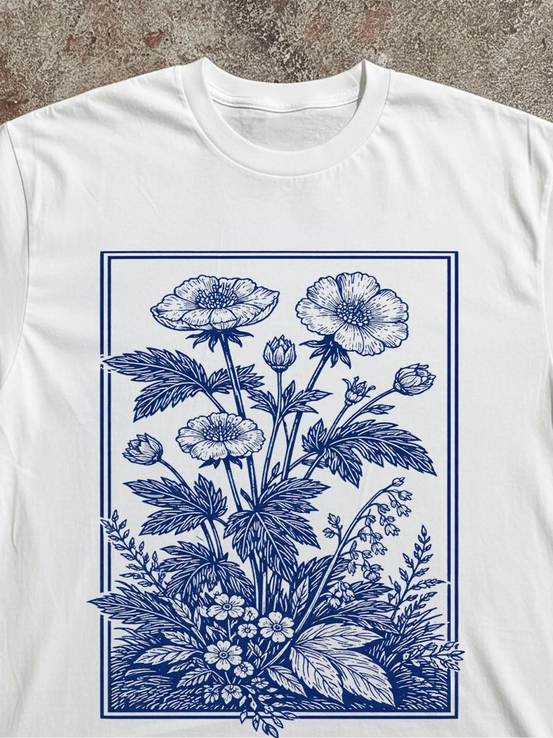 Vintage Wildflower Graphic Tee - 90s Retro Floral Design