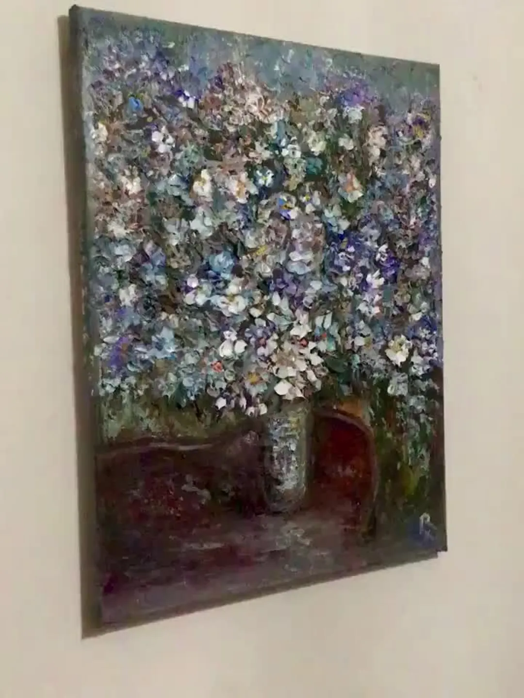Bouquet of white and blue flowers in a vase,original oil impasto style ...