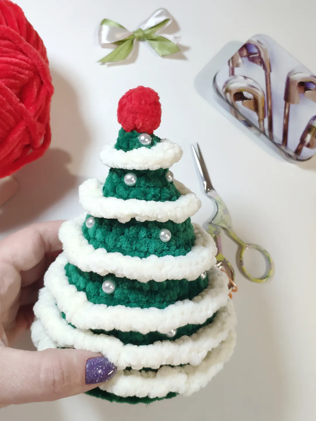 Christmas Tree easy crochet pattern in English