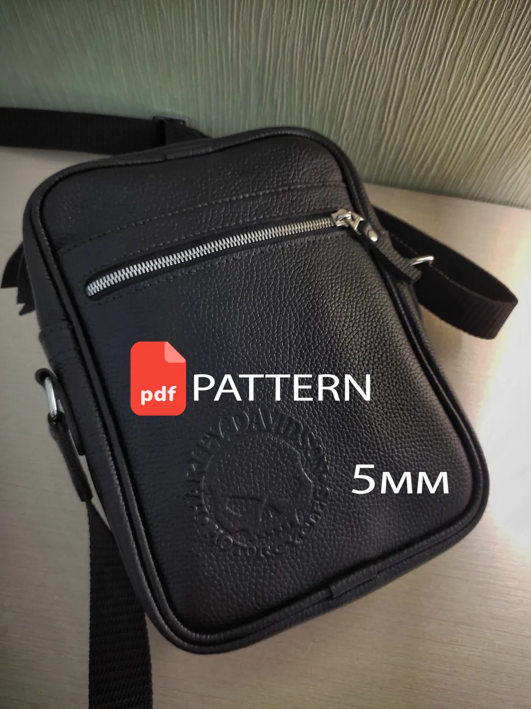 PDF Pattern for a men's crossbody bag. Download PDF. Men's bag leather pattern. Classic men's leather bag - pattern. Punch pitch 5 mm.