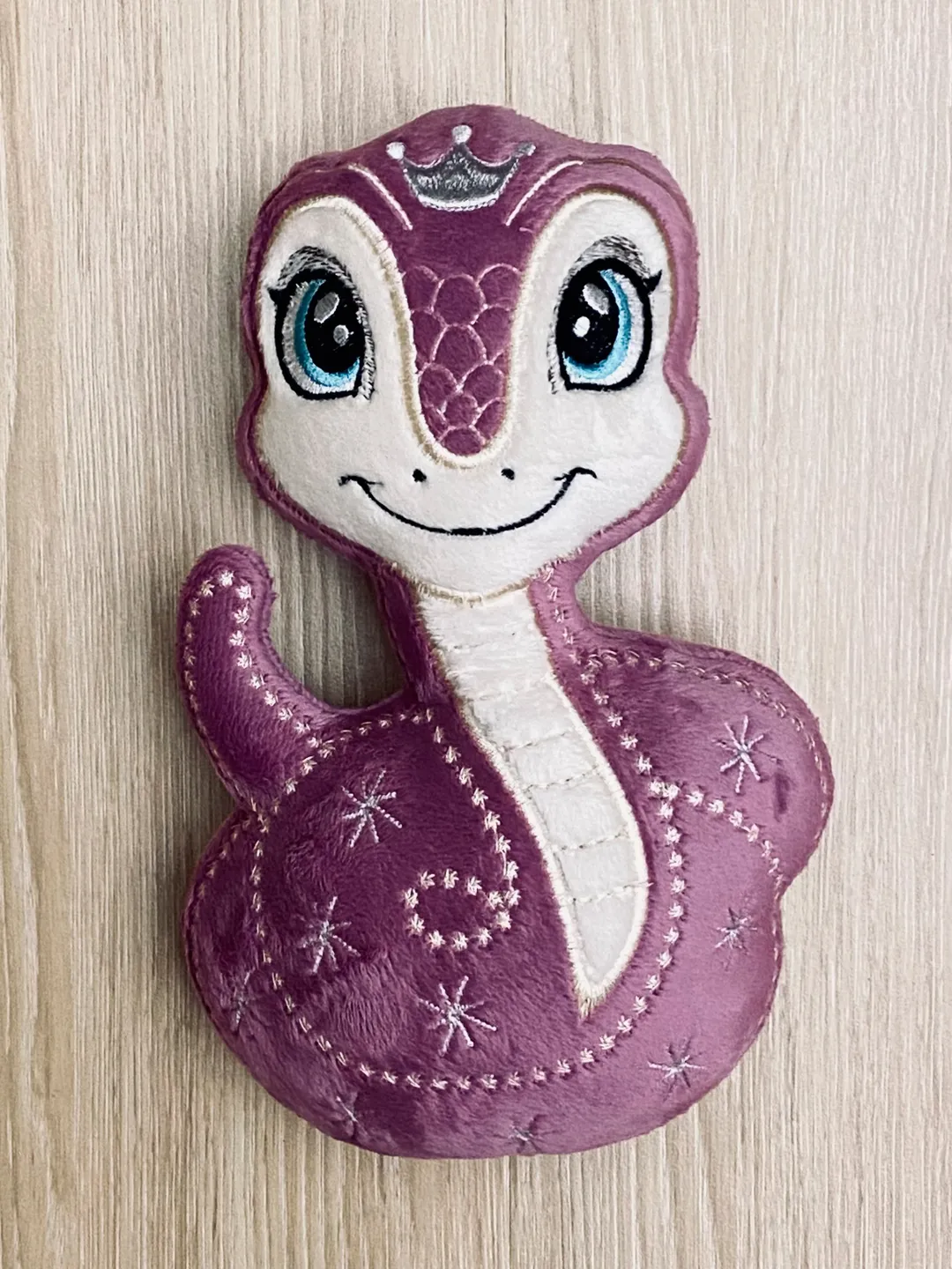 Ith Patterns In The Hoop Machine Embroidery design Cute Christmas Snowman toy soft ...