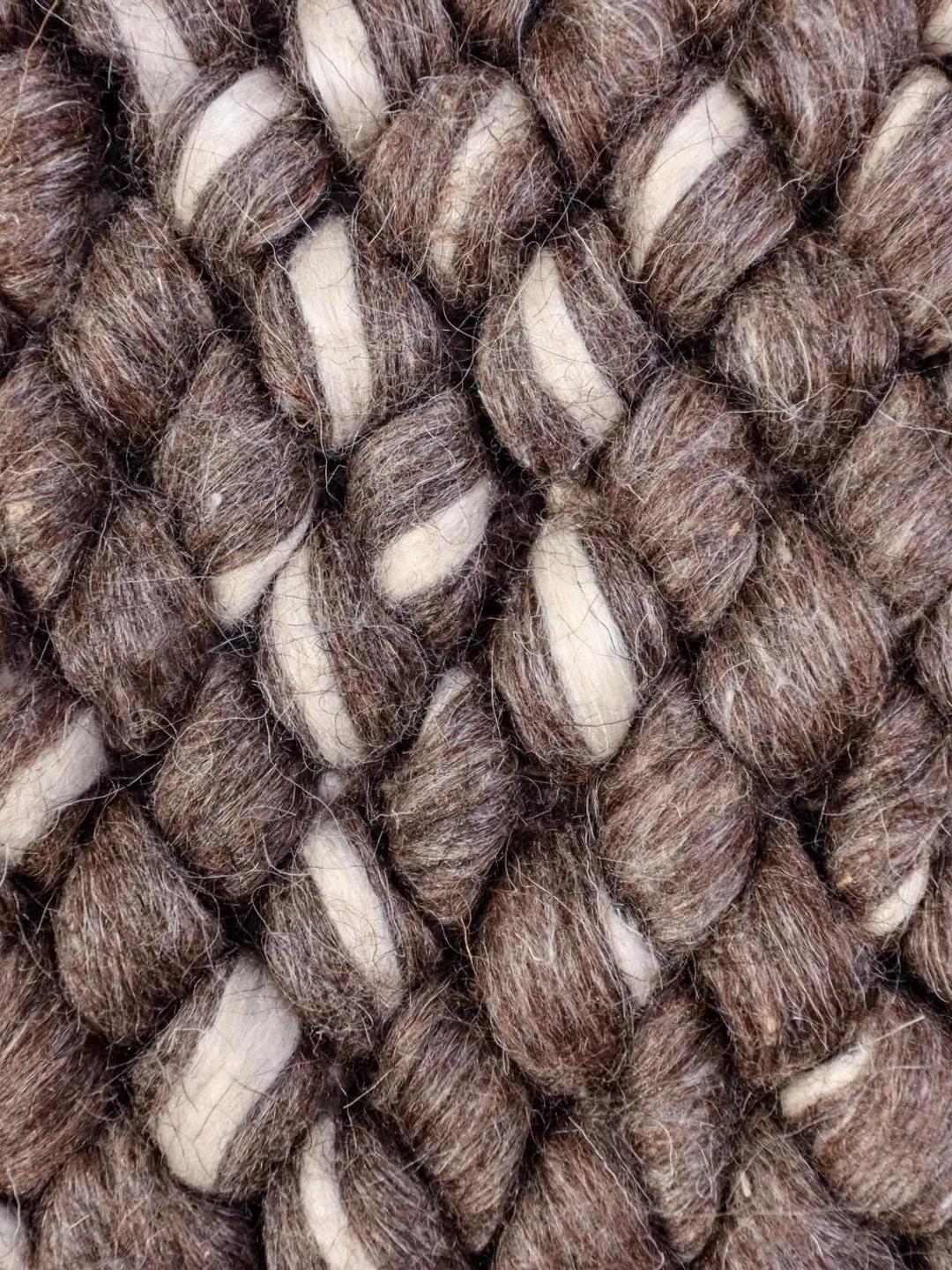 Handwoven Chunky wool rug - Cozy natural texture - custom rug.