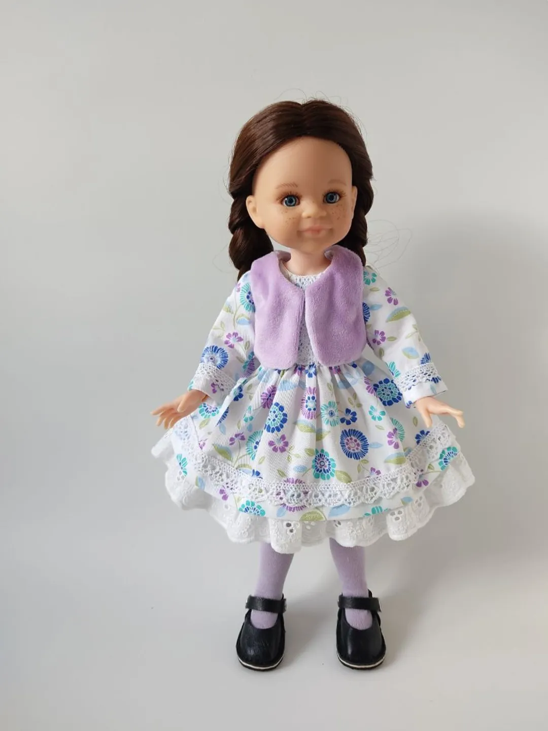 Dress and vest pattern for Paola Reina dolls