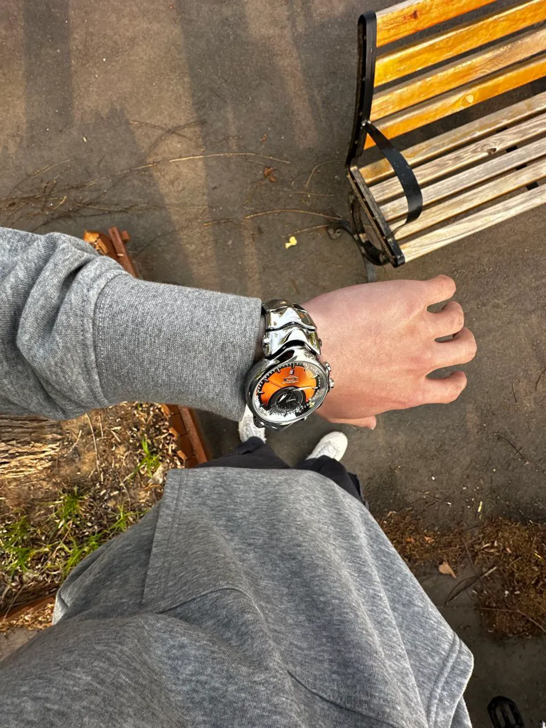 希少 KIOSK メタルベルトwristwatch Oakley 90s 00s I have never really been a fan of Oakley watches. But I love