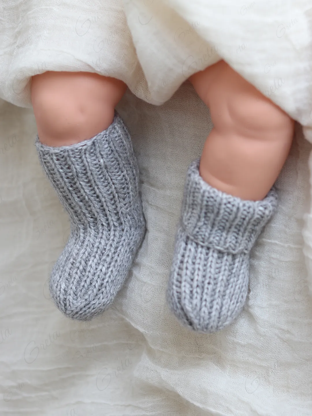 Newborn Socks, Preemie (7.5-8 cm) Booties, Hand Knit Super Soft Wool Leg Warmers