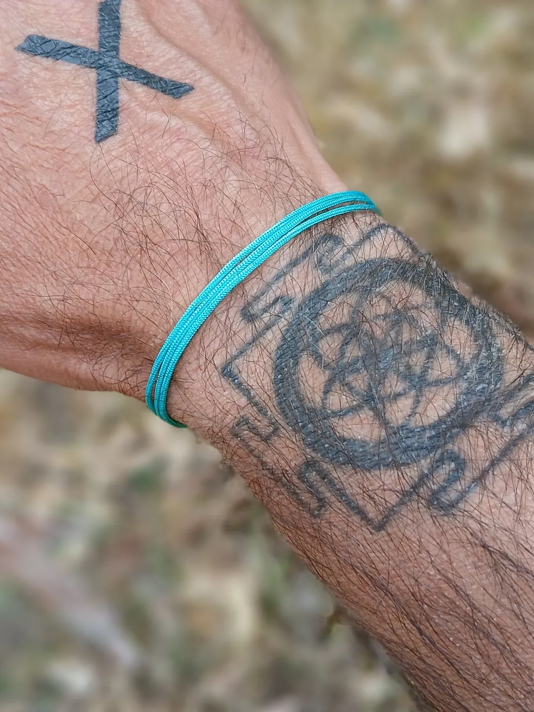 Carabiner Wrap Bracelet Unisex - Handmade Surfer Beach Bracelet - 100% Waterproof - String Rope Bracelet - Gift for Men Her