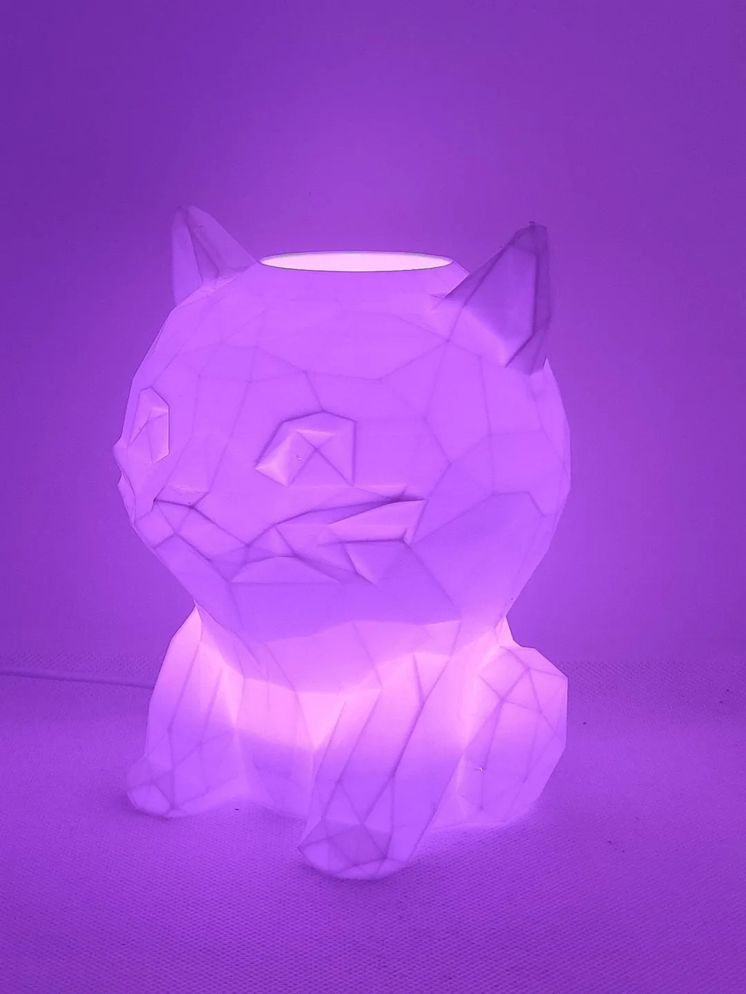 Cat-Shaped Night Light With Remote Control – BPA-Free Silicone, 7-Color Mode, 1200mAh Battery, Portable Kids Bedroom Lamp (Tap & Remote Control)