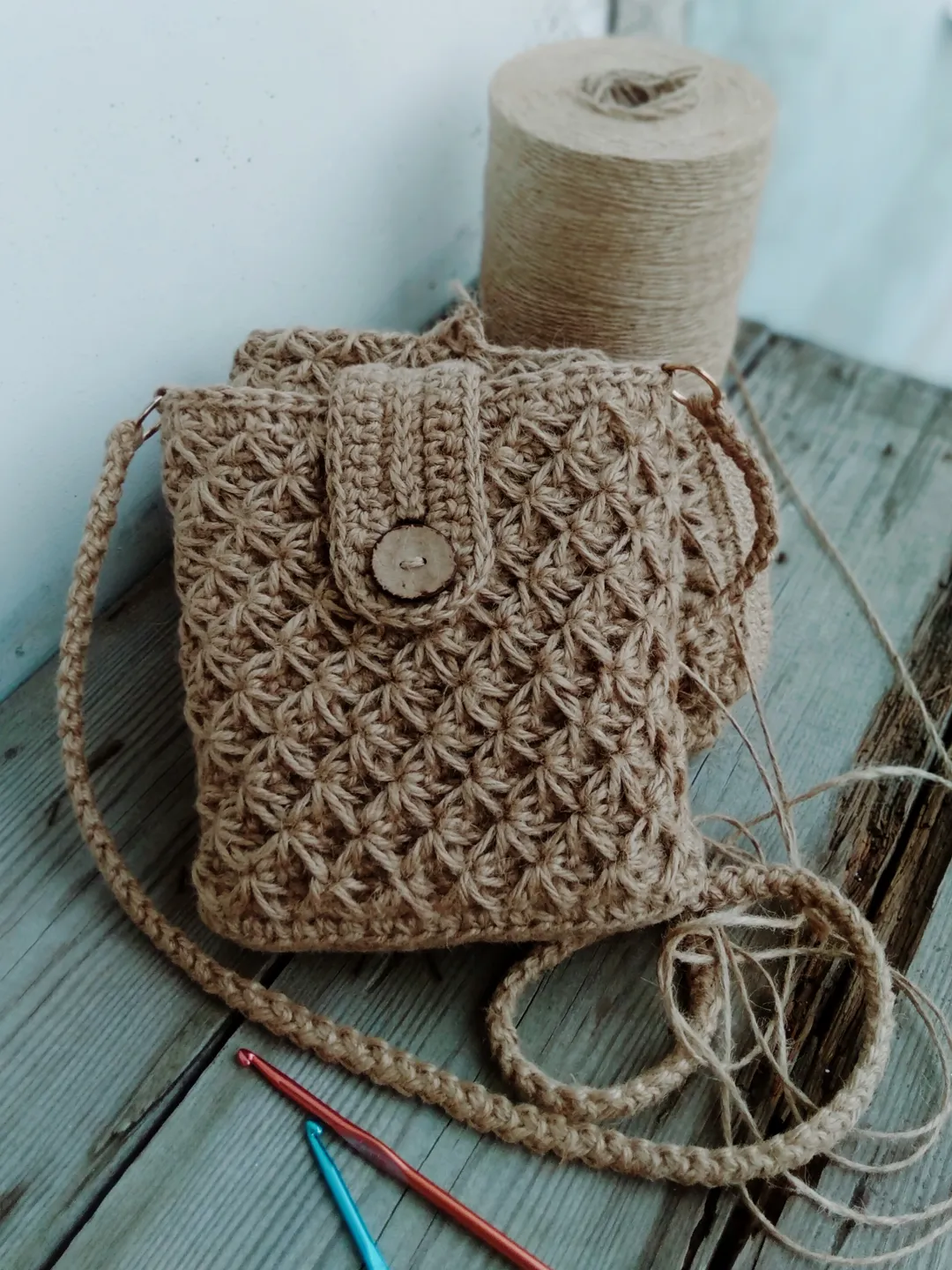 Small knitted bag