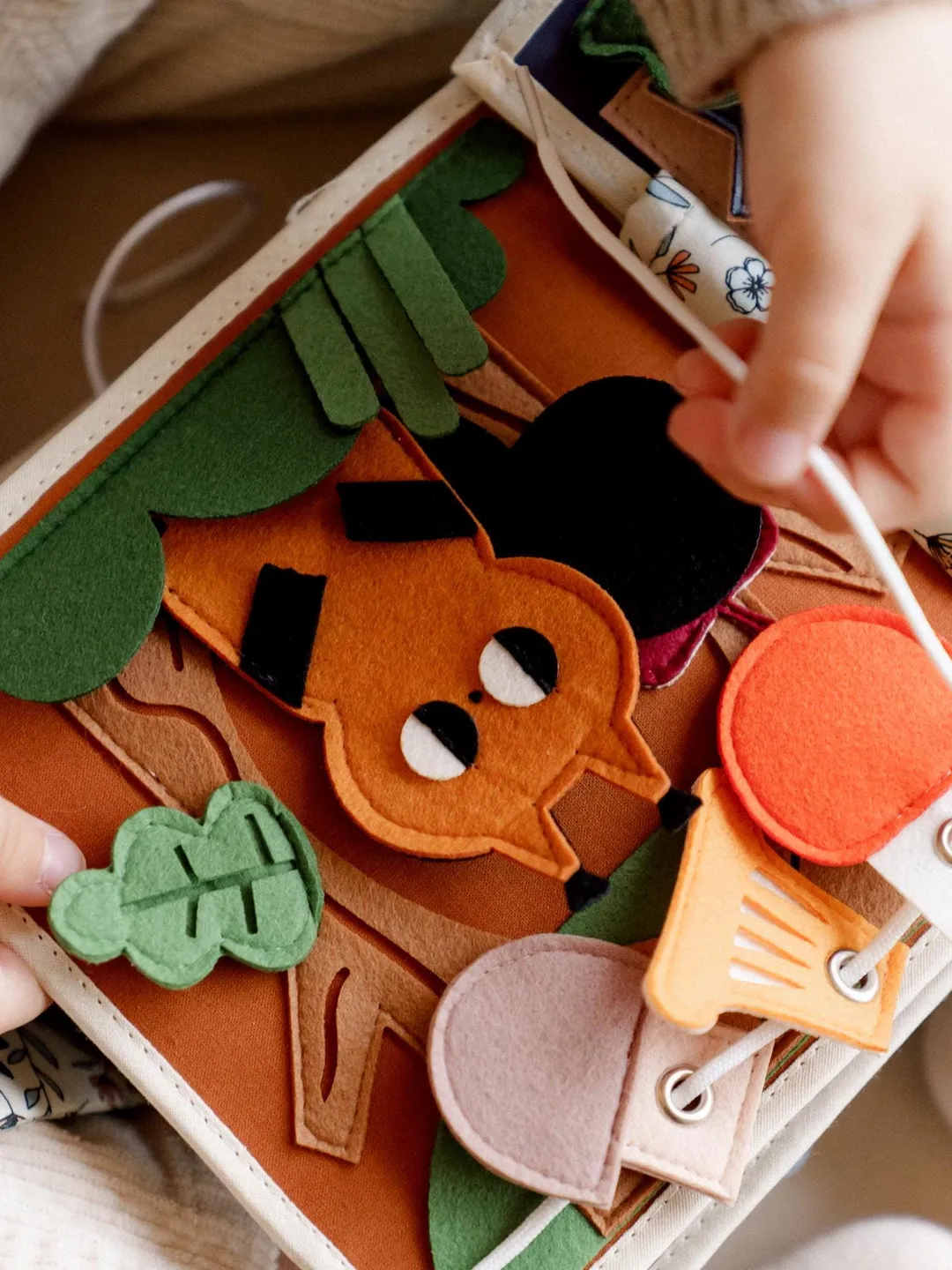 Quiet Book Toddler, Handmade Montessori Busy Book with Forest Animals- Felt Quiet Book for 1 Year Old, Travel-Friendly Educational Toy