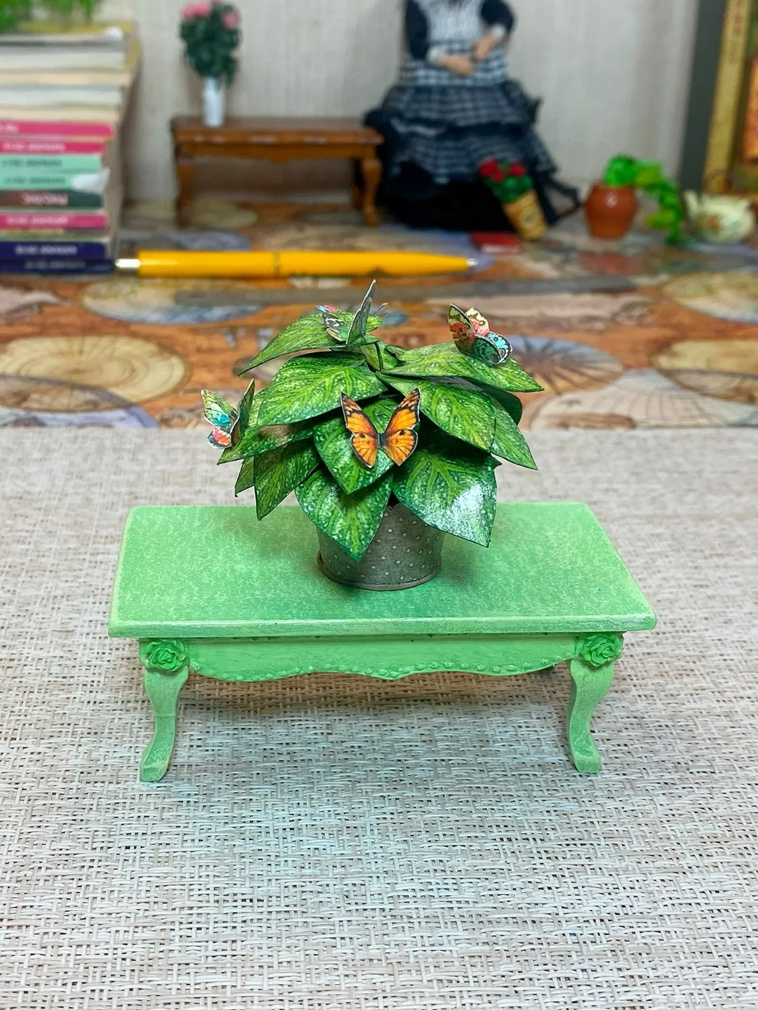 Flowers in a pot. 1:12. TUTORIAL. Dollhouse miniature.Flowers for a doll.