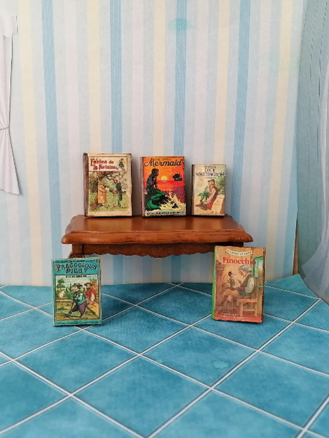 Dollhouse book set in 1:12 scale. Handmade.