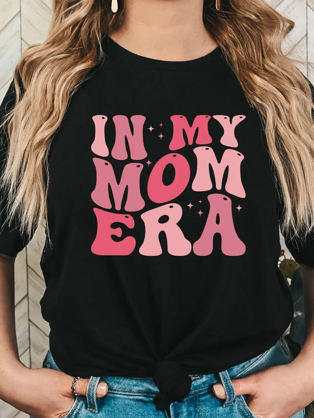 Mom Era T-Shirt, Mama Life Casual Tee (Unisex and Women's)